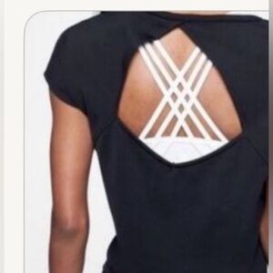 Athletica black cut out back XXS small T-shirt